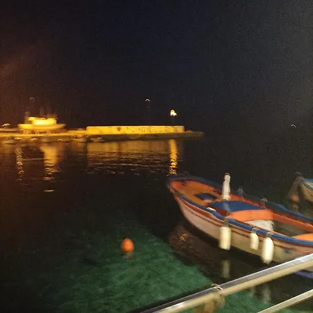 Mondello House Pensjonat *